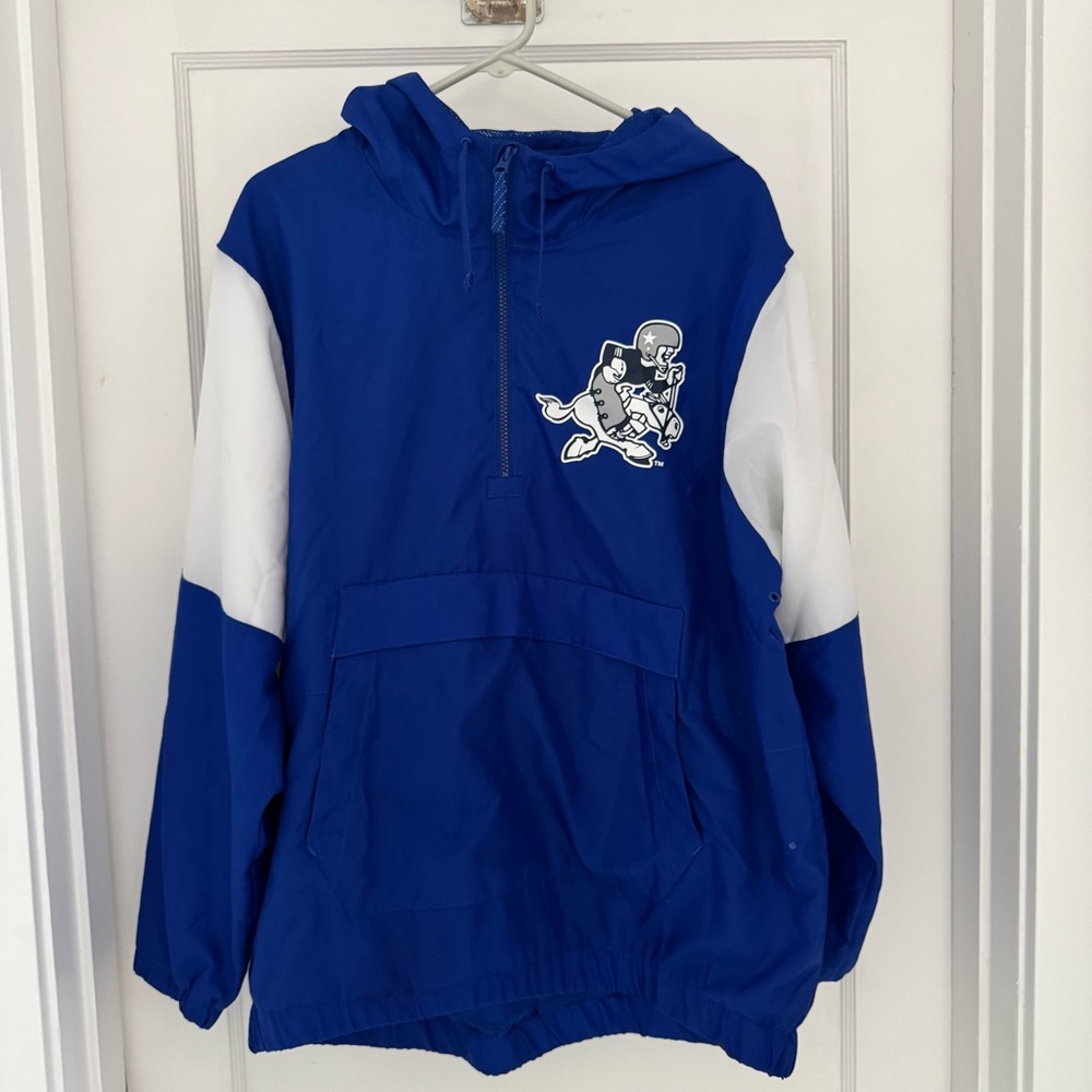 Dallas Cowboys Retro Logo On Field Windbreaker | Men's Large